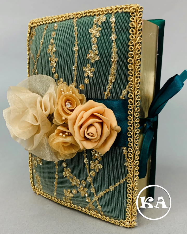 kc-373-quinceanera-bible