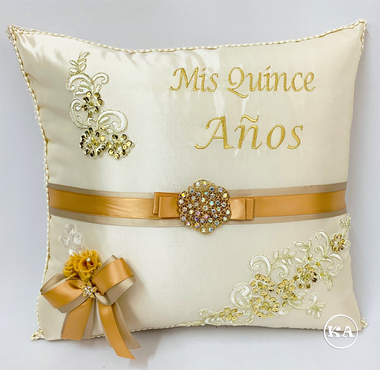 kc-348 quinceanera pillow